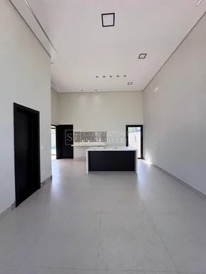<strong>Casa em Condomínio</strong>&nbsp;<small>(3 dormit&oacute;rios sendo 1 su&iacute;te)</small>