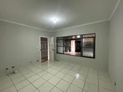 <strong>Casa com 3 quartos sendo 1 suite á venda no Santa Maria</strong>