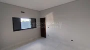 <strong>Casa Padrão</strong>&nbsp;<small>(3 dormit&oacute;rios sendo 1 su&iacute;te)</small>