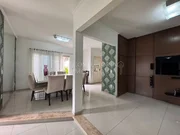 <strong>Casa em Condomínio</strong>&nbsp;<small>(4 dormit&oacute;rios sendo 1 su&iacute;te)</small>