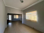 <strong>Casa Padrão</strong>&nbsp;<small>(2 dormit&oacute;rios)</small>