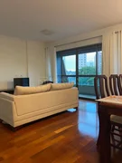 <strong>Apartamento Padrão</strong>&nbsp;<small>(4 dormit&oacute;rios sendo 1 su&iacute;te)</small>