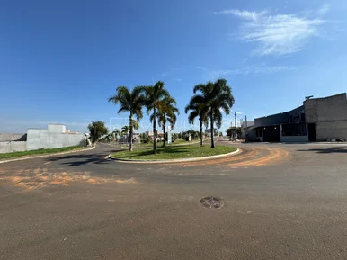 <strong>Casa Padrão</strong>&nbsp;<small>(3 dormit&oacute;rios sendo 1 su&iacute;te)</small>