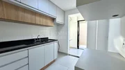 <strong>Apartamento Padrão</strong>&nbsp;<small>(3 dormit&oacute;rios sendo 1 su&iacute;te)</small>
