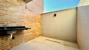 <strong>Apartamento Padrão</strong>&nbsp;<small>(3 dormit&oacute;rios sendo 1 su&iacute;te)</small>