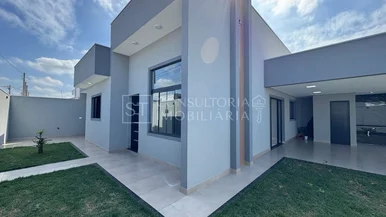 <strong>Casa Padrão</strong>&nbsp;<small>(3 dormit&oacute;rios sendo 1 su&iacute;te)</small>