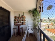 <strong>Apartamento Padrão</strong>&nbsp;<small>(3 dormit&oacute;rios sendo 1 su&iacute;te)</small>