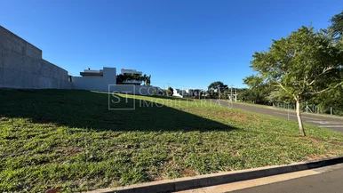 <strong>Terreno em Condomínio em Nova Odessa-SP, Parque dos Pinheiro</strong>