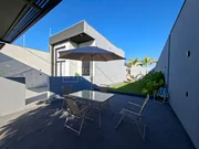 <strong>Casa Padrão</strong>&nbsp;<small>(3 dormit&oacute;rios sendo 1 su&iacute;te)</small>