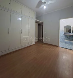 <strong>Casa Padrão</strong>&nbsp;<small>(3 dormit&oacute;rios sendo 1 su&iacute;te)</small>