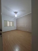 <strong>Casa Padrão</strong>&nbsp;<small>(3 dormit&oacute;rios sendo 1 su&iacute;te)</small>