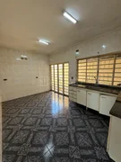 <strong>Casa Padrão</strong>&nbsp;<small>(3 dormit&oacute;rios sendo 1 su&iacute;te)</small>