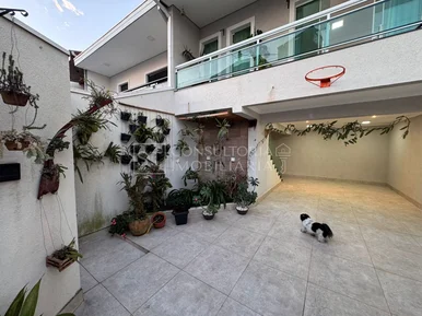 <strong>Casa Padrão</strong>&nbsp;<small>(3 dormit&oacute;rios sendo 1 su&iacute;te)</small>