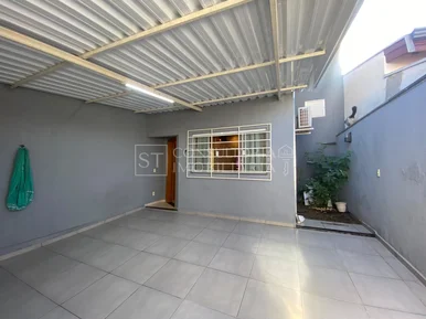 <strong>Casa com 3 dormitórios sendo 1 suíte no bairro Res. Jaguari em Americana</strong>