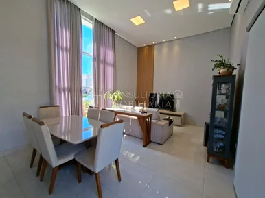 <strong>Casa em Condomínio</strong>&nbsp;<small>(2 dormit&oacute;rios sendo 1 su&iacute;te)</small>