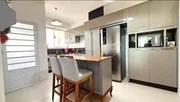 <strong>Apartamento Padrão</strong>&nbsp;<small>(3 dormit&oacute;rios sendo 1 su&iacute;te)</small>