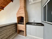 <strong>Casa Padrão</strong>&nbsp;<small>(3 dormit&oacute;rios sendo 1 su&iacute;te)</small>