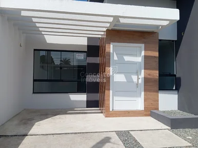 <strong>Casa com Piscina no Condomínio Vilas de Penha</strong>