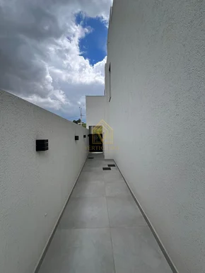 <strong>Casa em Condomínio</strong>&nbsp;<small>(3 dormit&oacute;rios sendo 2 su&iacute;tes)</small>