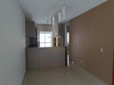 Casa Com 3 Quartos Semi Mobiliada