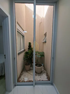 Sobrado No Jardim Carvalho Em Frente Ao Parque Dos Ingleses