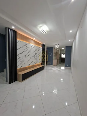 Sobrado em Uvaranas