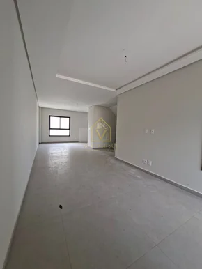 Triplex Moderno No órfãs