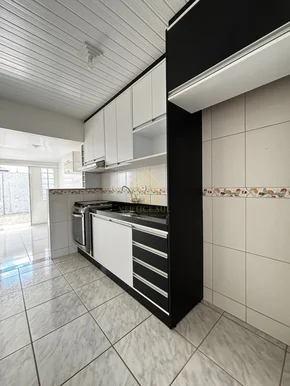 Casa à Venda No Condomínio Capri Em Uvaranas!!!