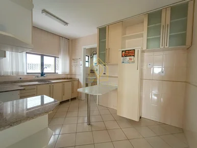 <strong>Apartamento Garden no edifício Thales de Mileto Centro de Ponta grossa Pr</strong>