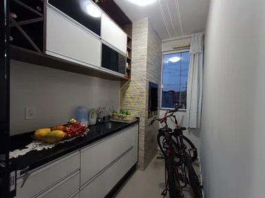 Apartamento Amplo De 3 Quartos (1 Suíte) Com Vista Panorâmica No Jardim Carvalho
