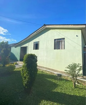 <strong>CASA COM 03 QUARTOS</strong>