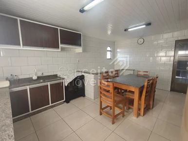 Residência Térrea Semimobiliada - Contorno