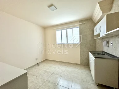 Edifício Carrera Schoeder - Centro - Apartamento Semimobiliado