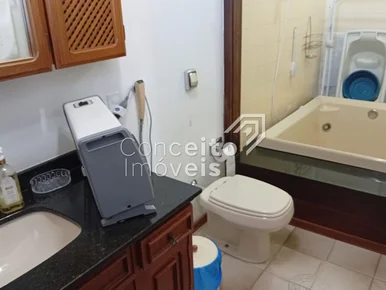 Residência Com Amplo Terreno - Estrela