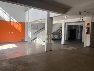 Imóvel Comercial Com 250m² - Centro