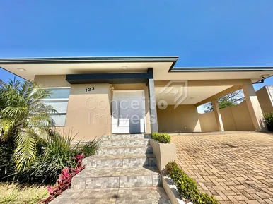 Residência Alto Padrão Com Piscina - Chapada
