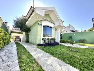 Residência De Alto Padrão Semimobiliada E Com Piscina - Jardim Carvalho