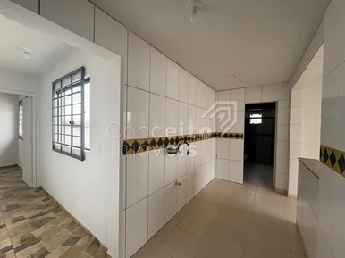 Residência Com Amplo Barracão - Jardim Carvalho