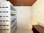 <strong>Residência com Amplo Terreno e Piscina - Oficinas</strong>