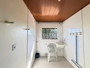 <strong>Residência com Amplo Terreno e Piscina - Oficinas</strong>