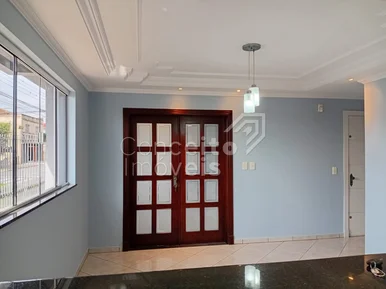 Sobrado Triplex Semimobiliado - órfãs
