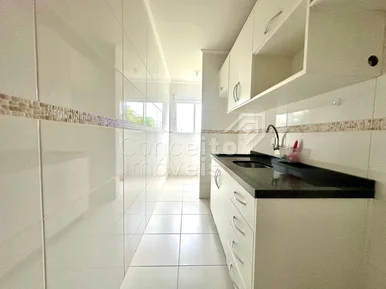 Edifício Pan Americano - Colônia Dona Luiza - Apartamento Semimobiliado