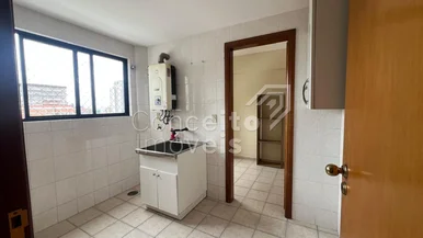 Edifício Ravena - Centro - Apartamento Semimobiliado