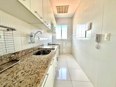 Edifício Toscana - Centro - Apartamento Semimobiliado
