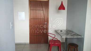 Edifício Syrah Palace - Centro - Apartamento Semi Mobiliado