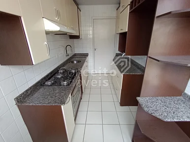 Residencial Lagoa Dourada - Uvaranas - Apartamento