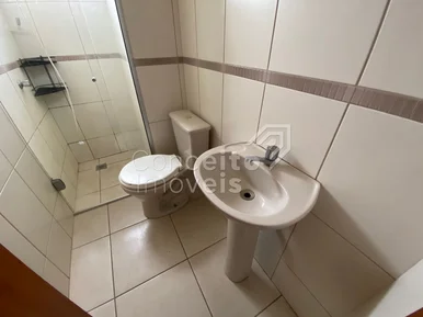 Edifício Cathedral - Centro - Apartamento Semi Mobiliado