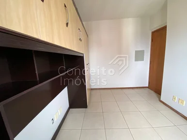 Edifício Cathedral - Centro - Apartamento Semi Mobiliado