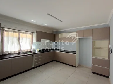 Sobrado - Jardim Carvalho