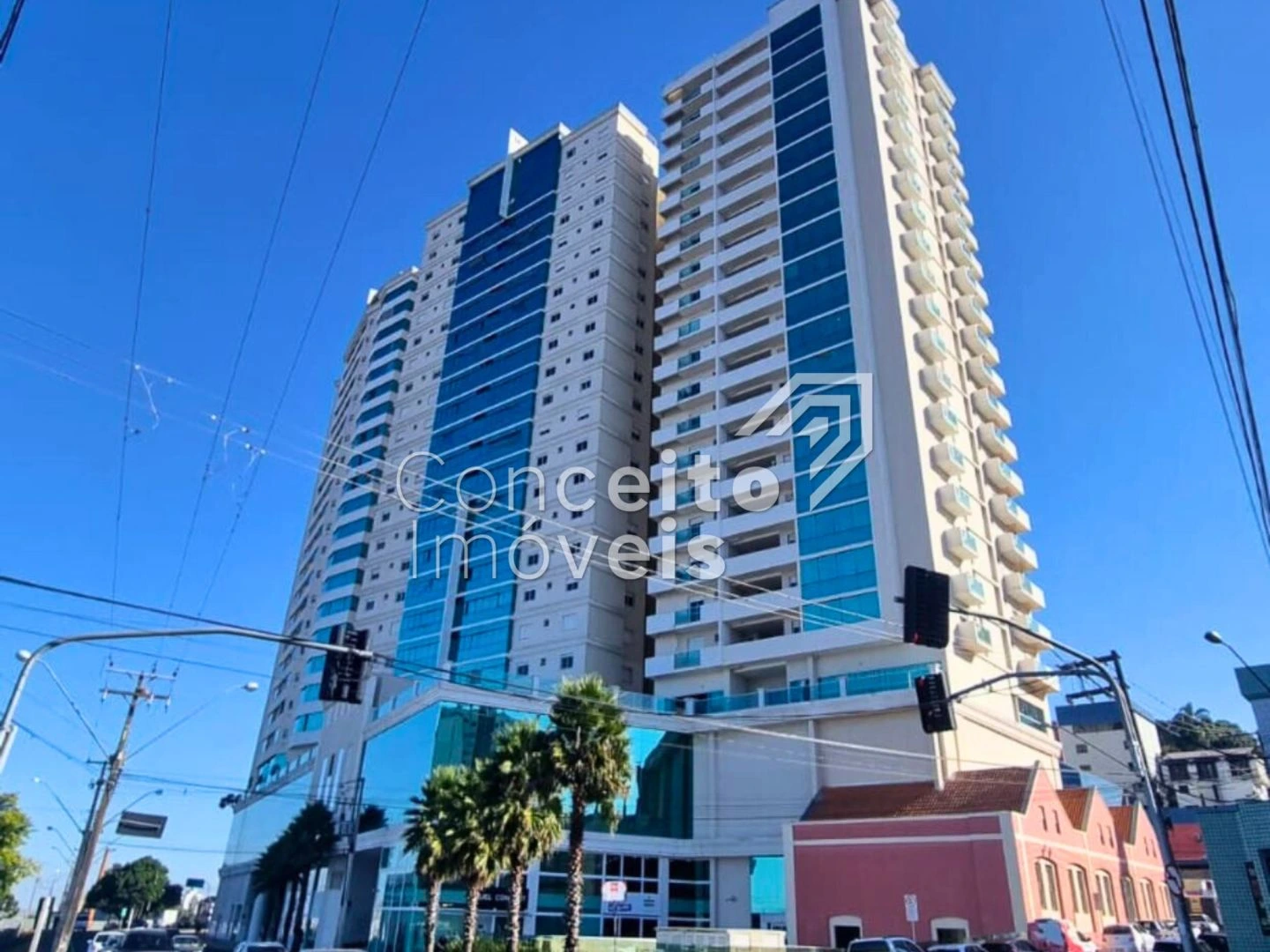 Edifício Santos Dumont - Centro - Apartamento Semimobiliado